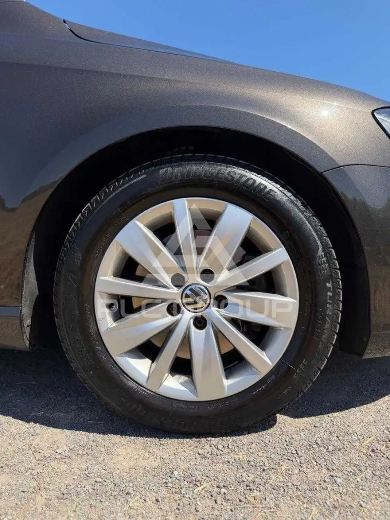 2013 Volkswagen Passat