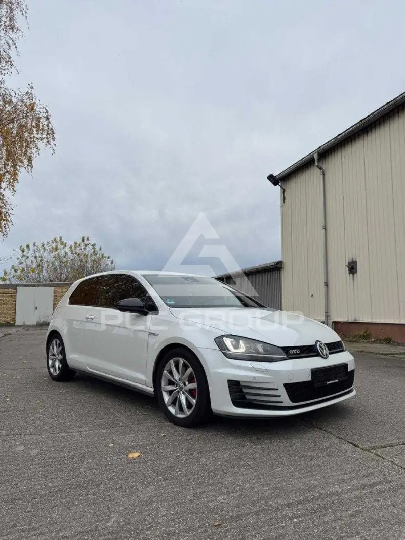 2013 Volkswagen GOLF