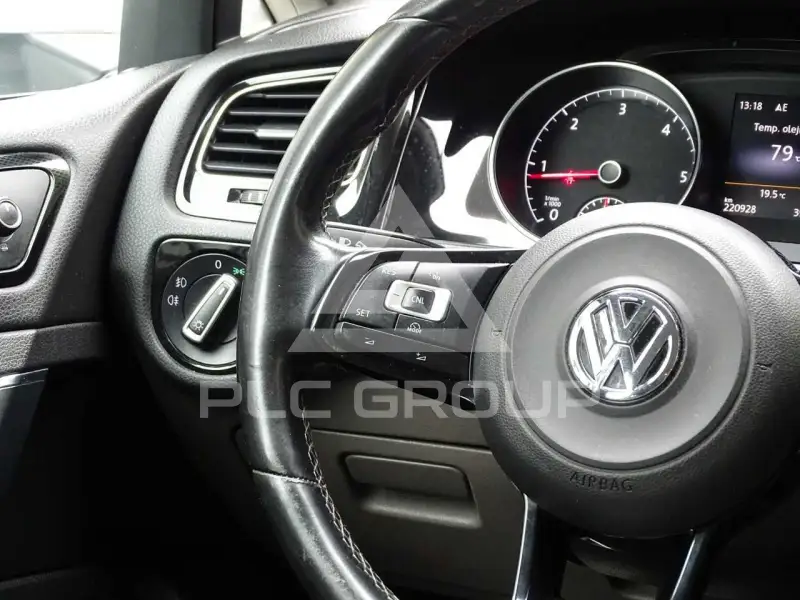 2013 Volkswagen GOLF