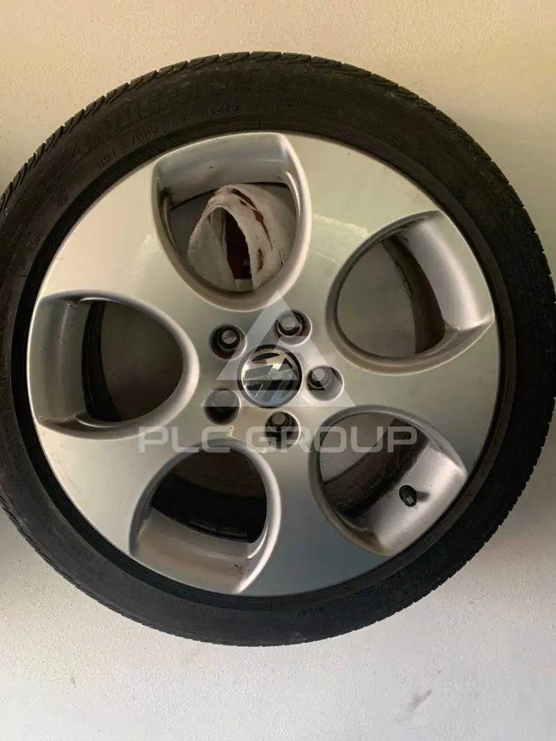 2013 Volkswagen GOLF