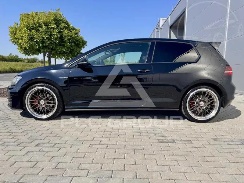 2013 Volkswagen GOLF