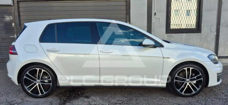 2013 Volkswagen GOLF