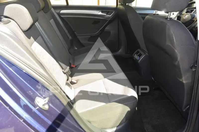 2013 Volkswagen GOLF