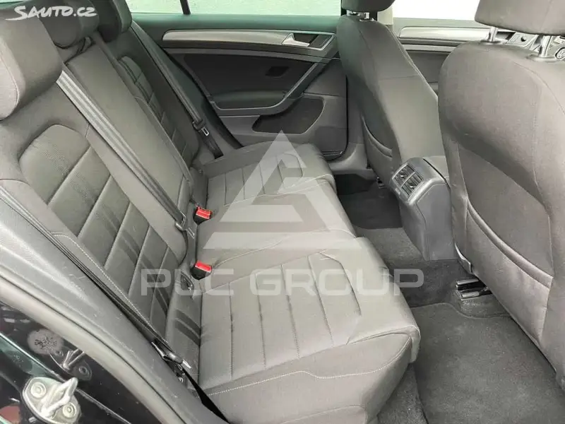 2013 Volkswagen GOLF