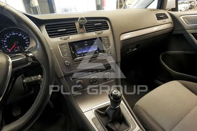 2013 Volkswagen GOLF
