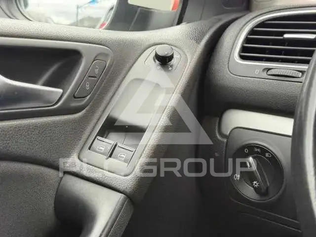 2013 Volkswagen GOLF