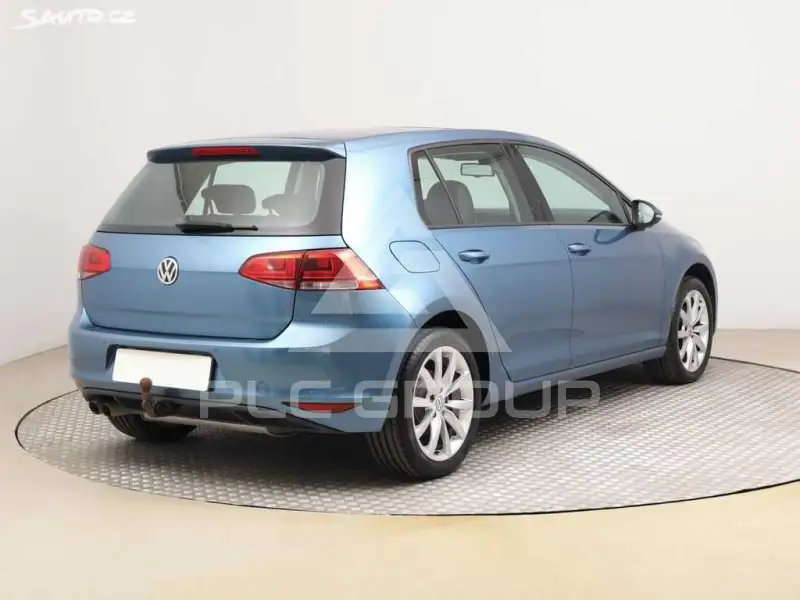 2013 Volkswagen GOLF