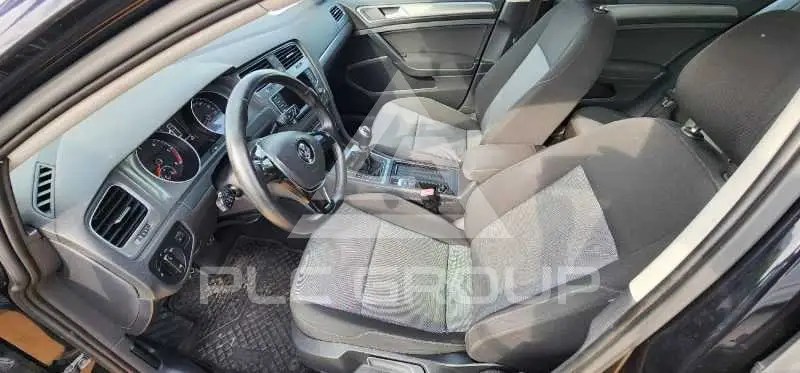 2013 Volkswagen GOLF