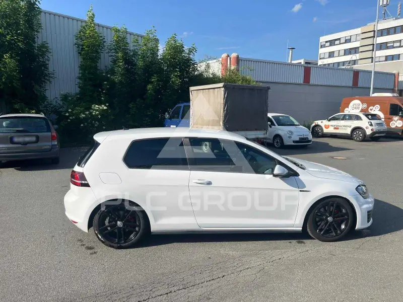 2013 Volkswagen GOLF