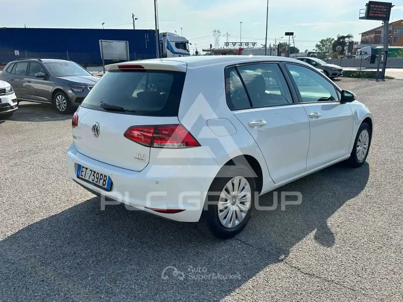 2013 Volkswagen GOLF