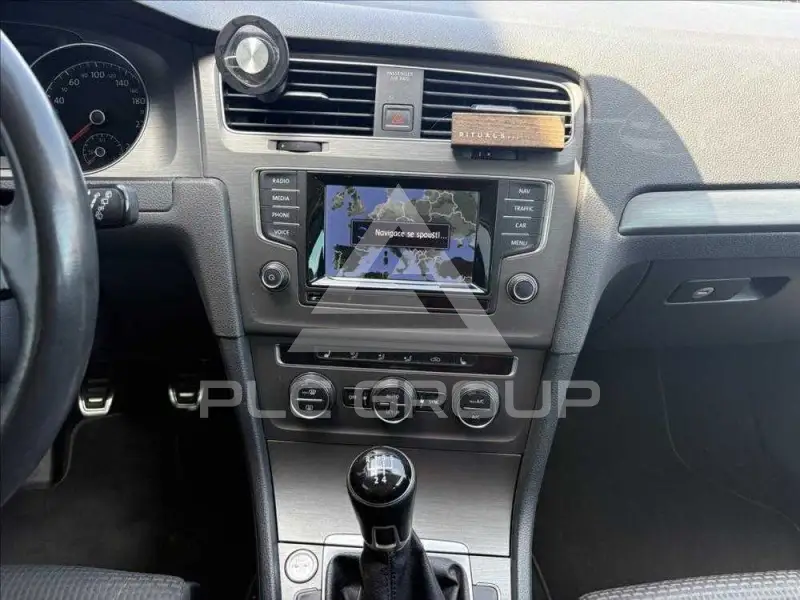 2013 Volkswagen GOLF