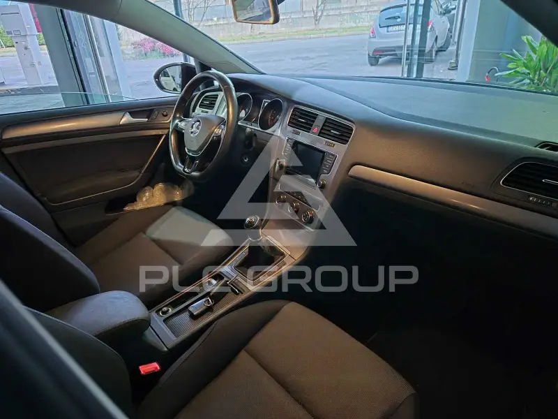 2013 Volkswagen GOLF