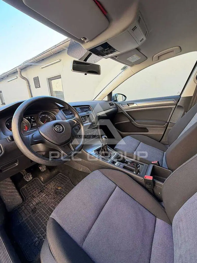2013 Volkswagen GOLF