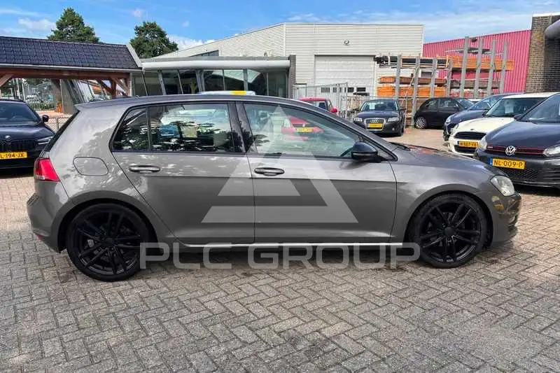 2013 Volkswagen GOLF