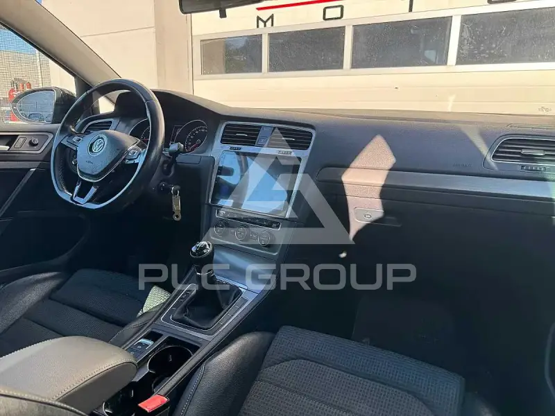 2013 Volkswagen GOLF