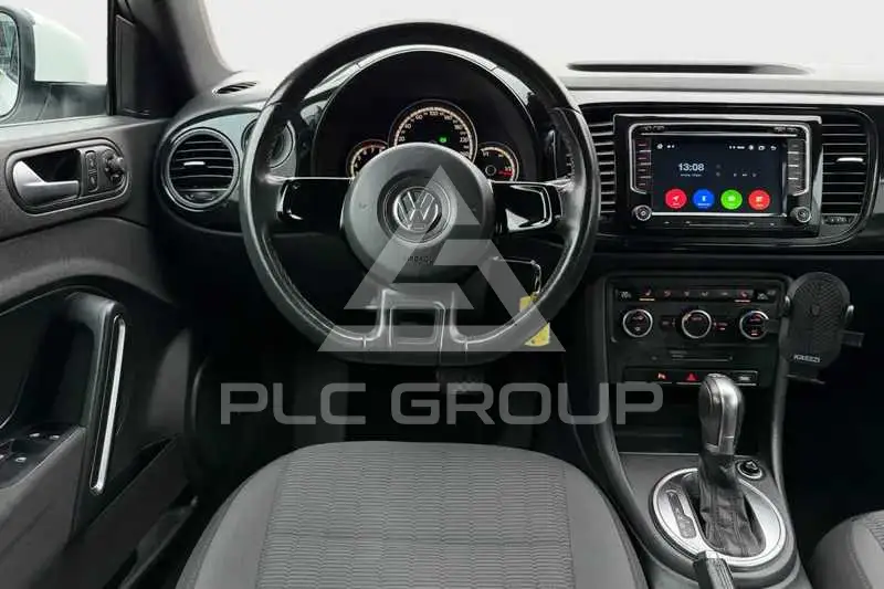 2013 Volkswagen BEETLE