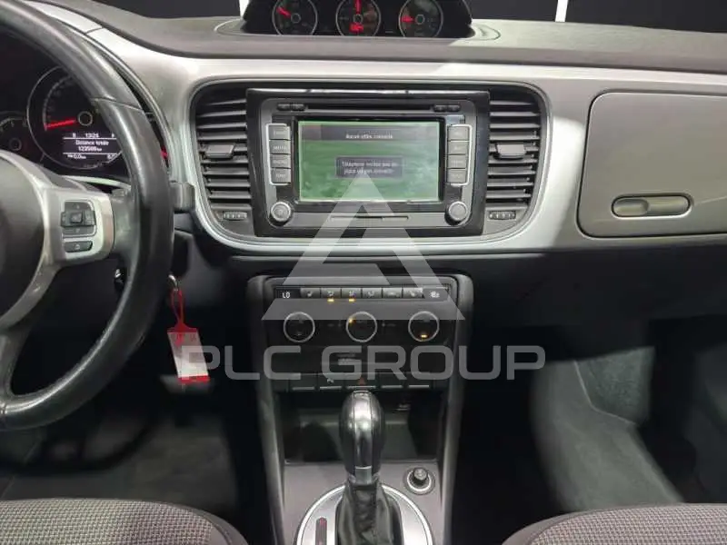 2013 Volkswagen BEETLE