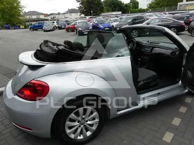 2013 Volkswagen BEETLE
