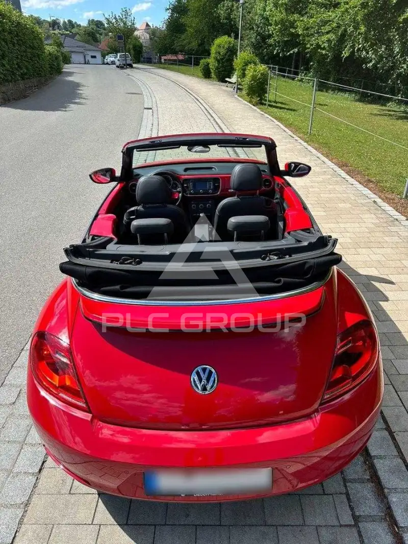 2013 Volkswagen BEETLE