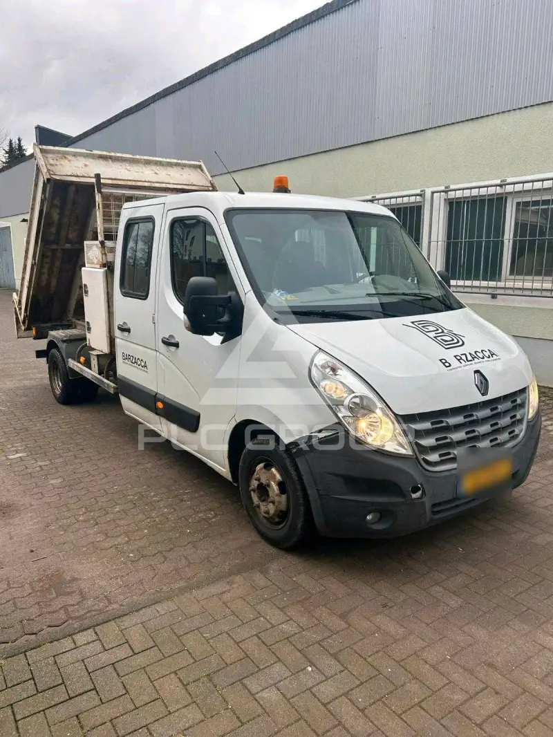 2013 Renault Master