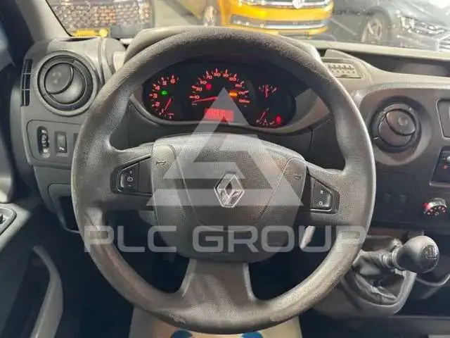 2013 Renault Master