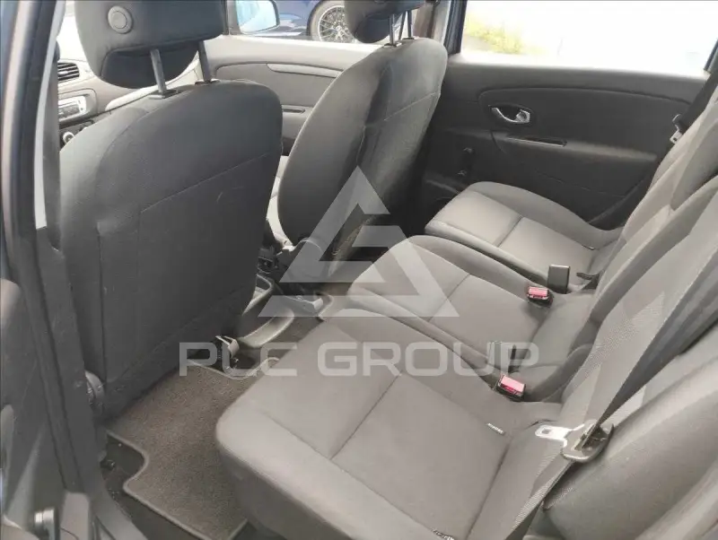 2013 Renault Scenic
