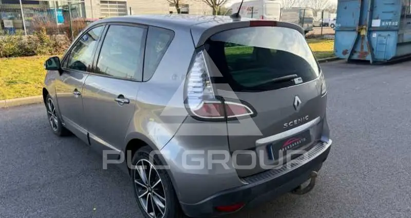 2013 Renault Scenic