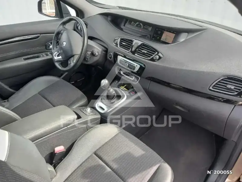 2013 Renault Scenic