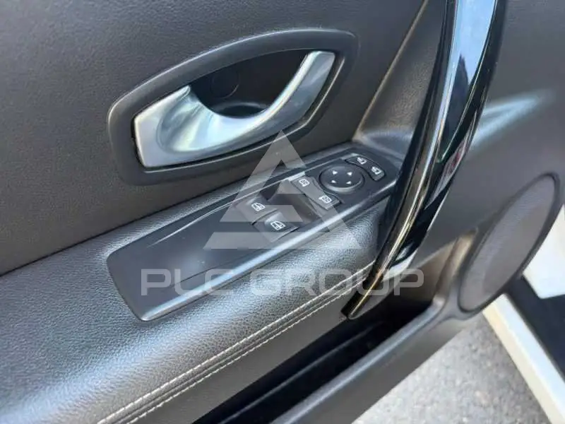 2013 Renault Laguna