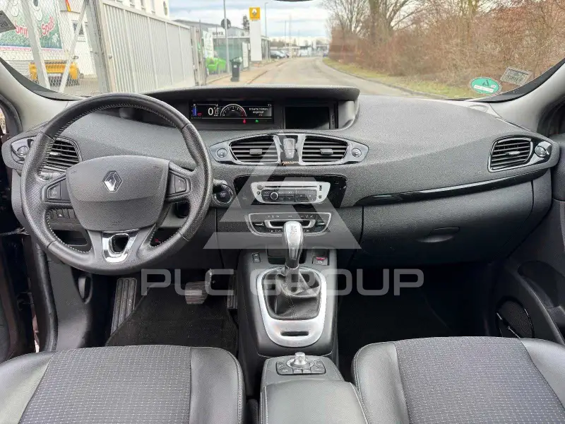 2013 Renault Grand Scenic
