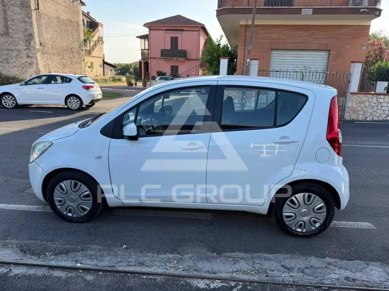 2013 Opel AGILA