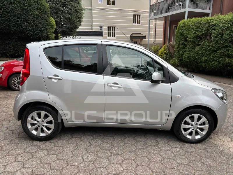 2013 Opel AGILA