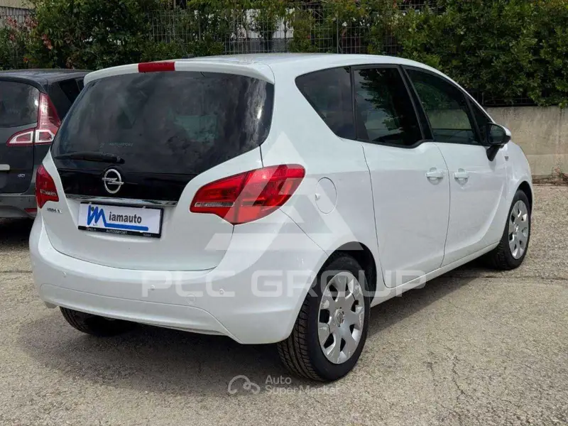 2013 Opel MERIVA