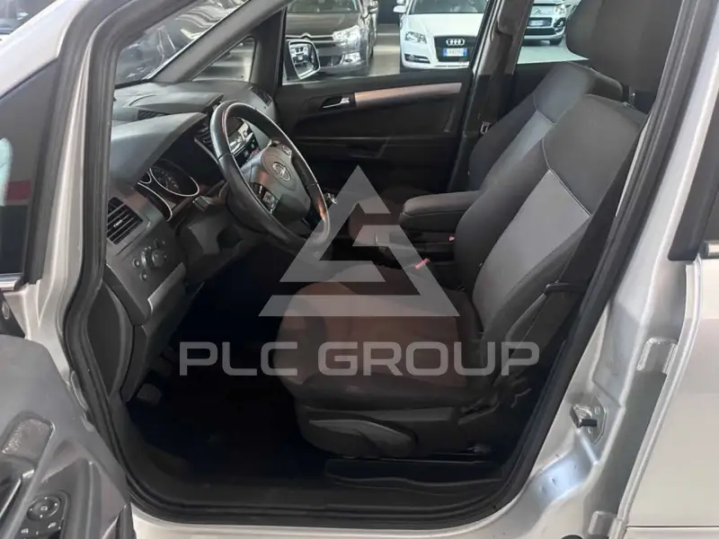 2013 Opel ZAFIRA