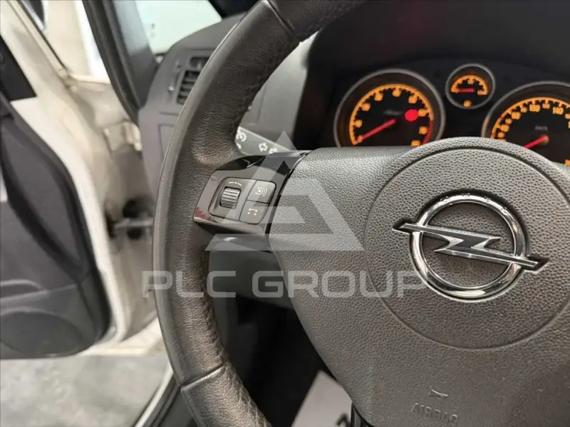 2013 Opel ZAFIRA