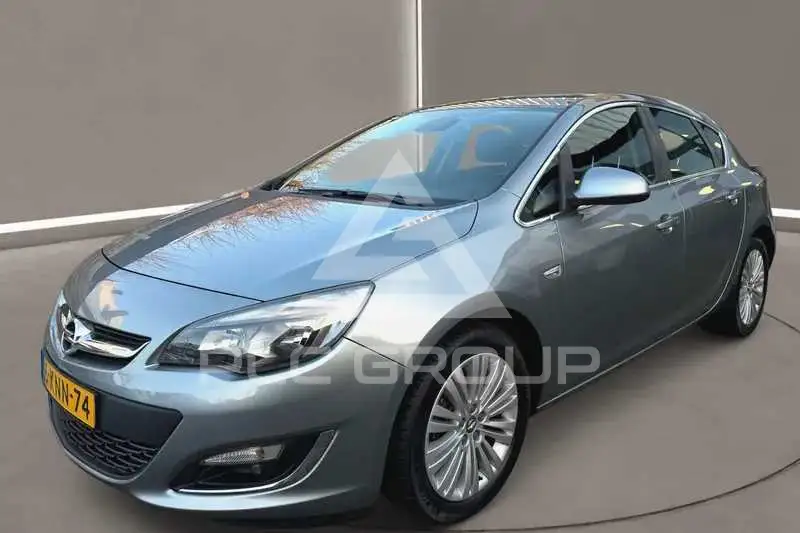 2013 Opel Astra