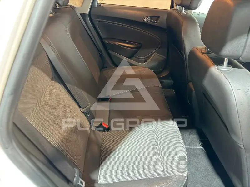 2013 Opel Astra
