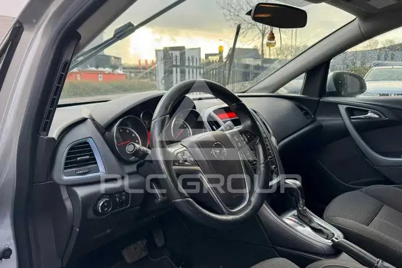 2013 Opel Astra