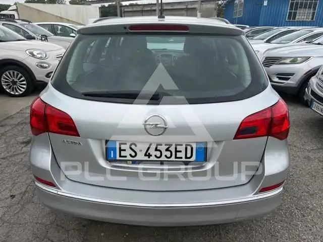 2013 Opel Astra