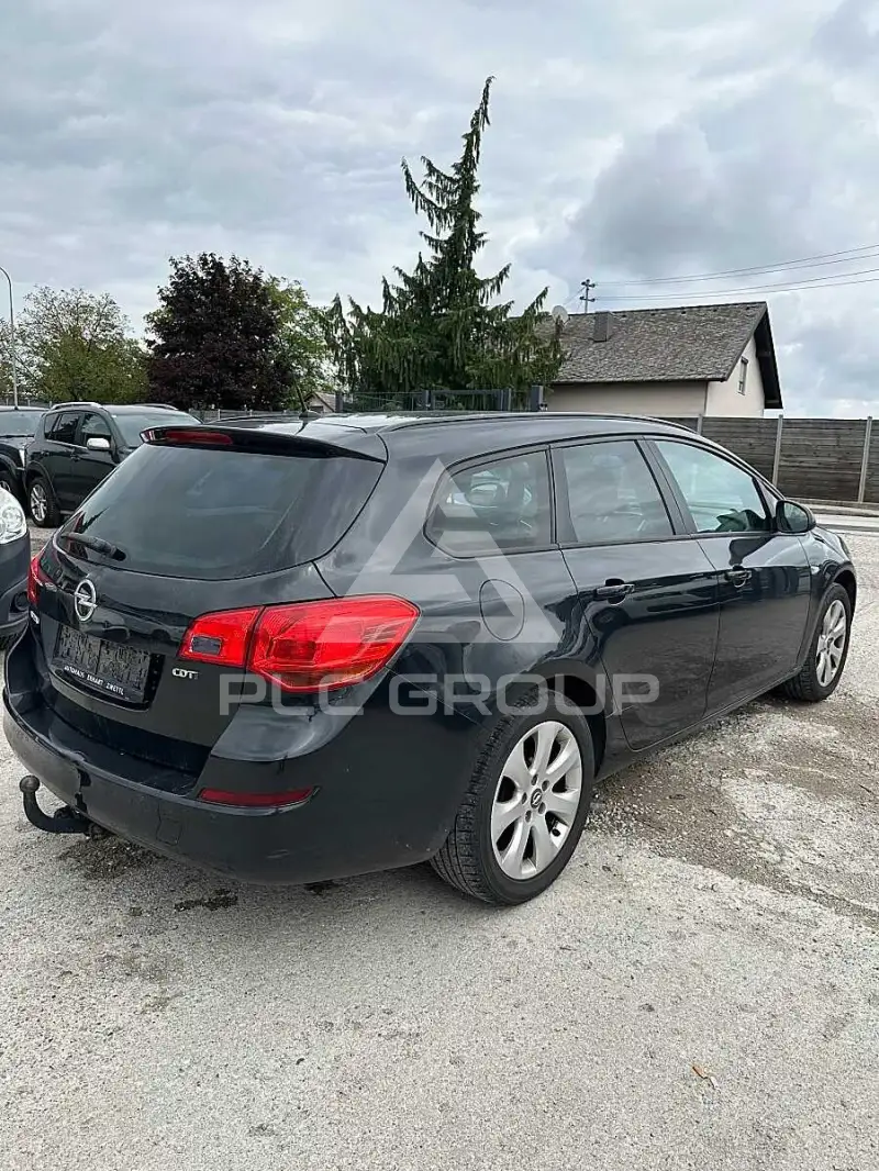2013 Opel Astra