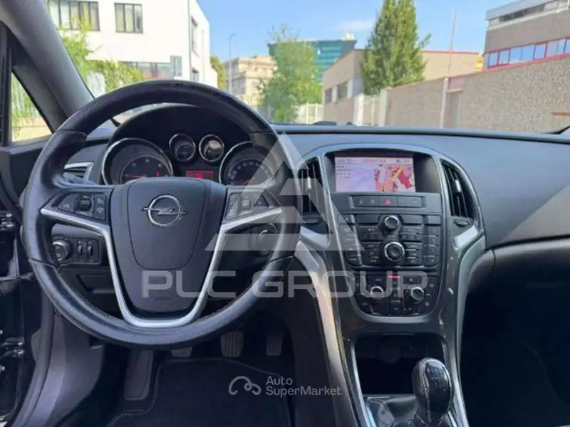 2013 Opel Astra
