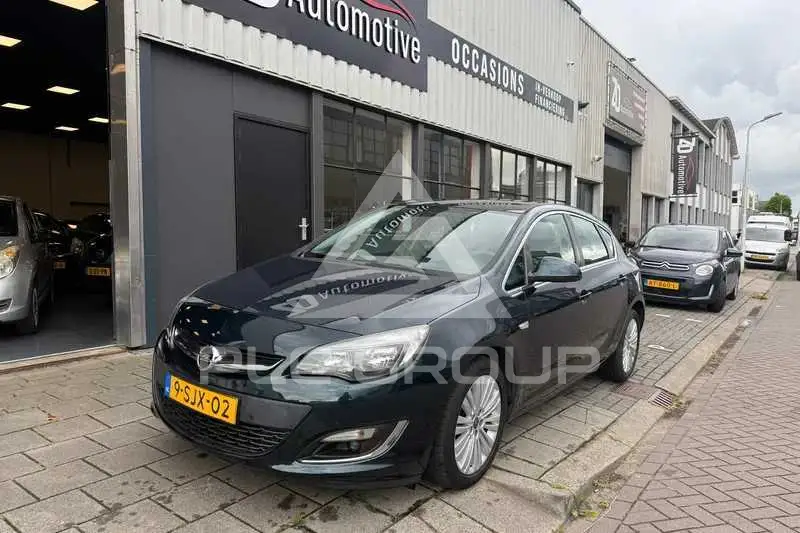 2013 Opel Astra