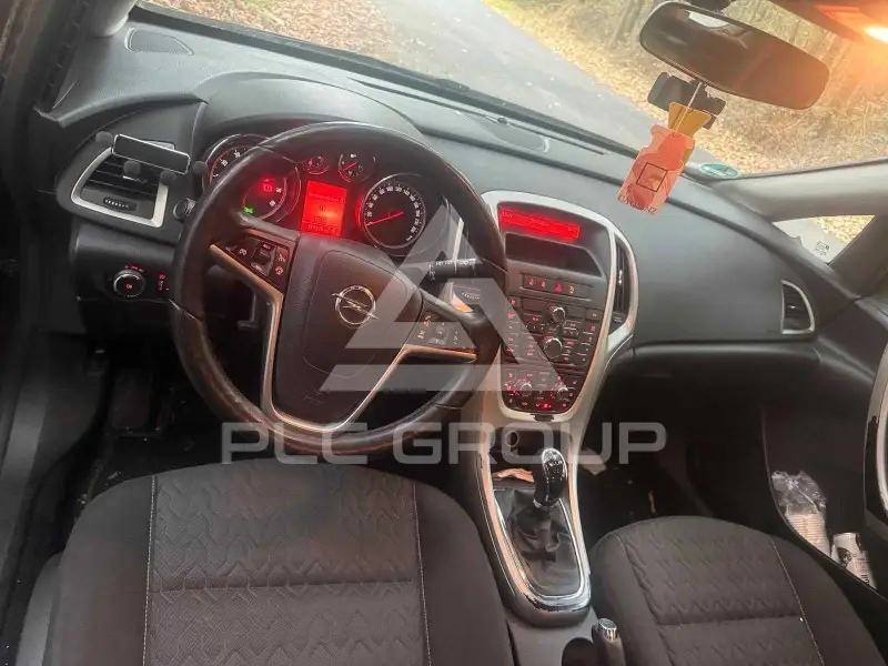 2013 Opel Astra