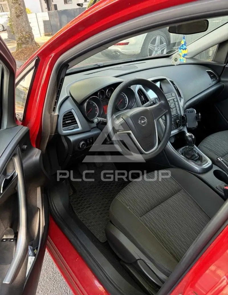 2013 Opel Astra