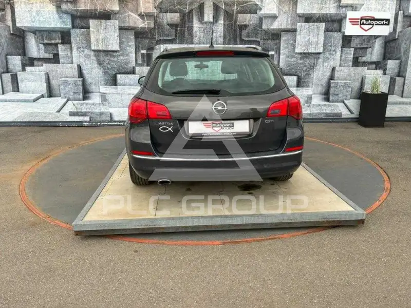2013 Opel Astra
