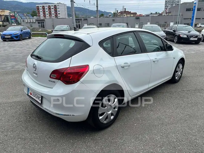2013 Opel Astra