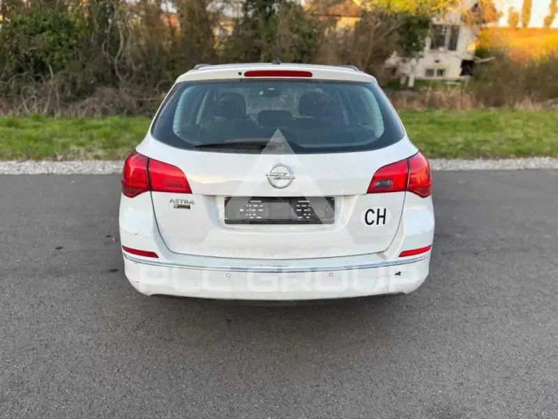 2013 Opel Astra