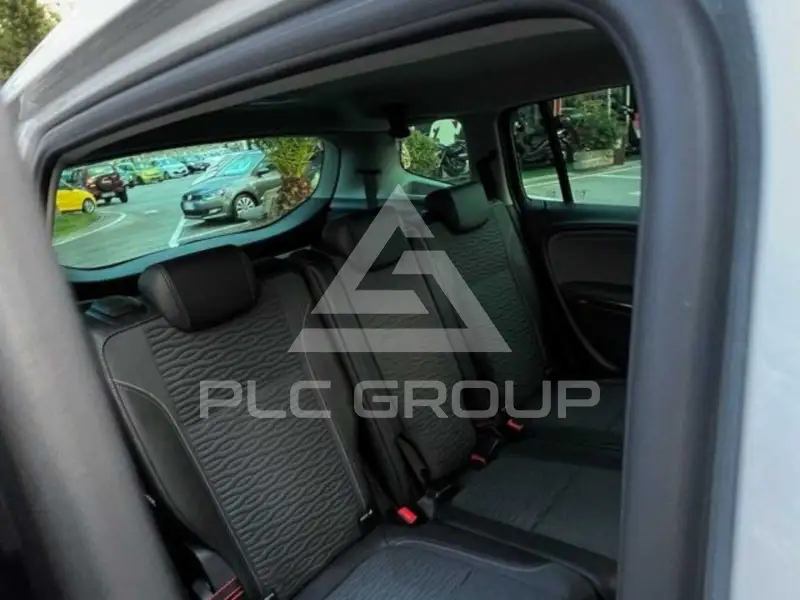2013 Opel ZAFIRA