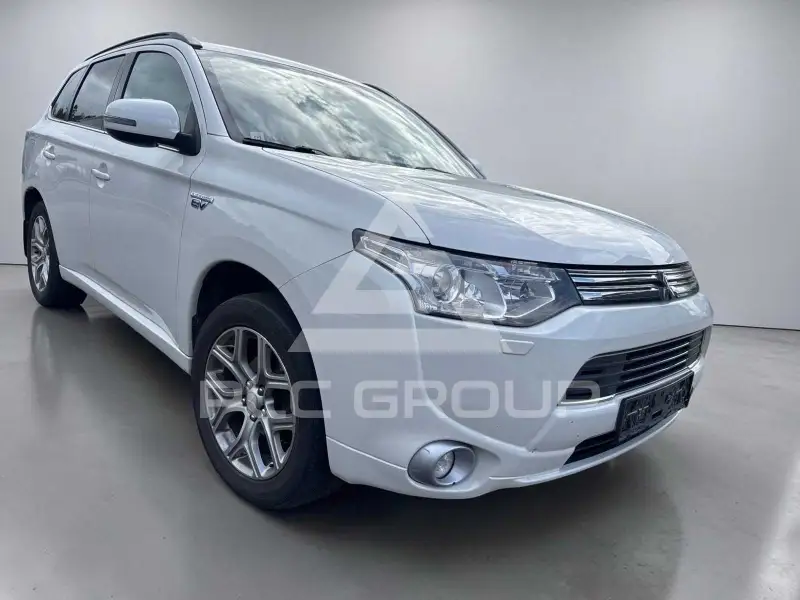 2014 Mitsubishi OUTLANDER