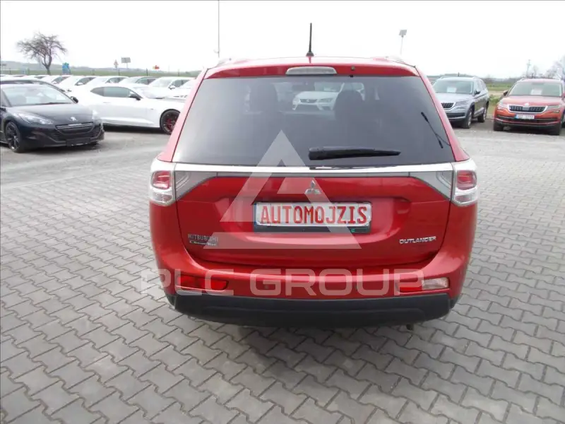 2014 Mitsubishi OUTLANDER